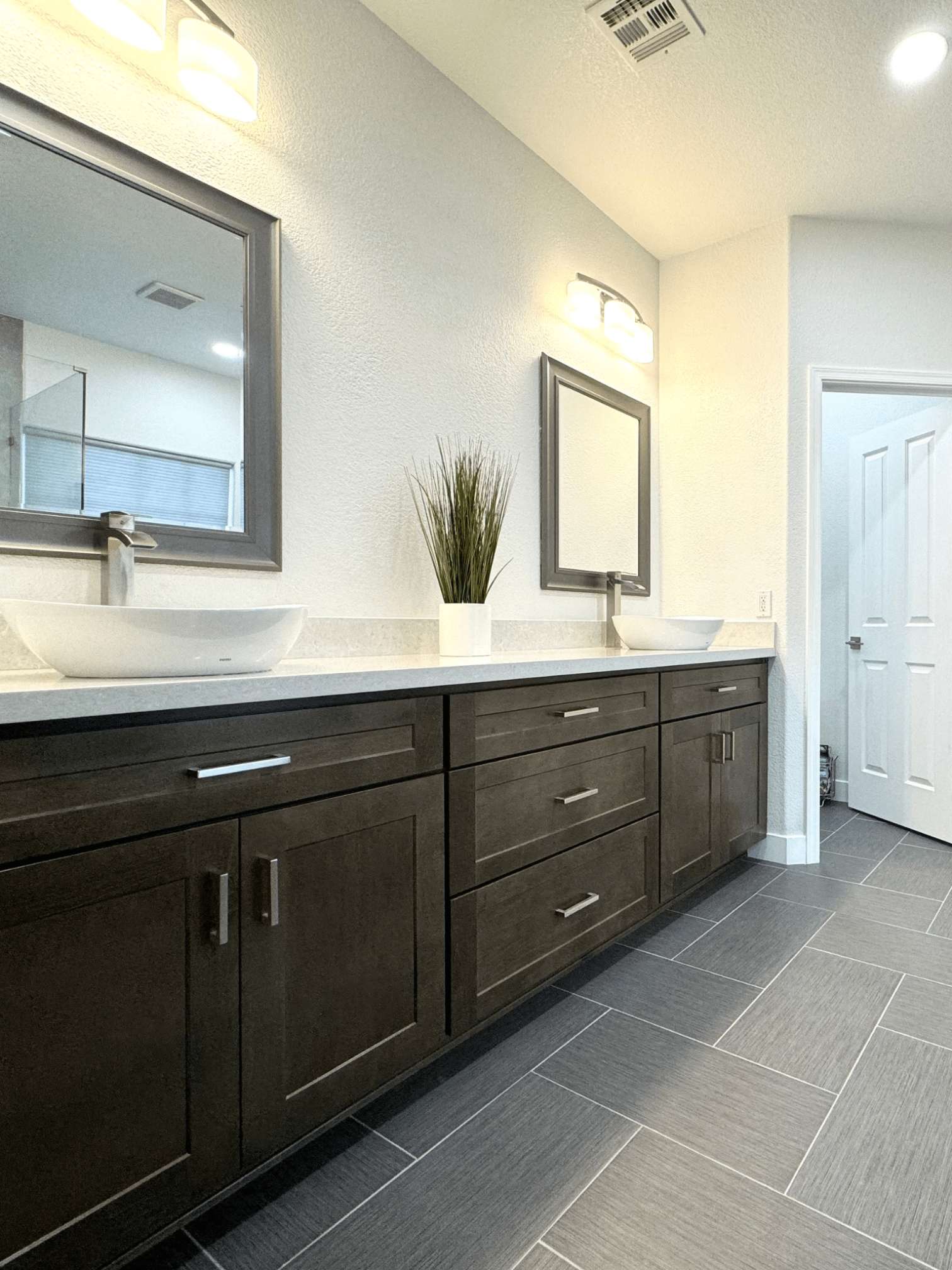 modern-bathroom-remodel-phoenix-az